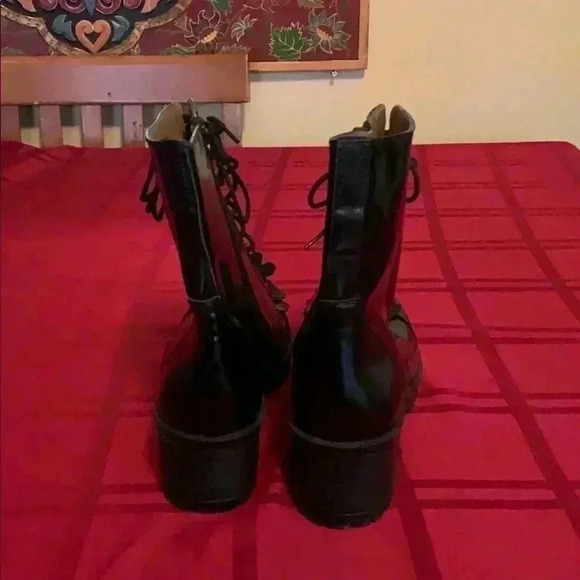 BC footwear women’s boots. - Picture 4 of 5